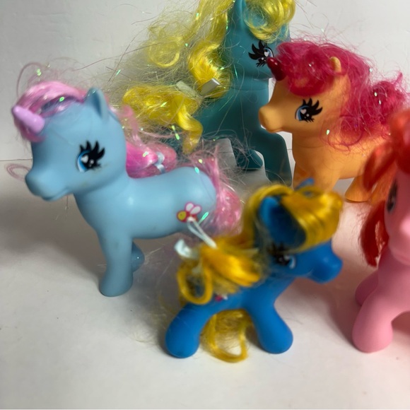 Mix of 7 my little pony dolls. Different color and sizes. Condition is pre-owned - Picture 2 of 11